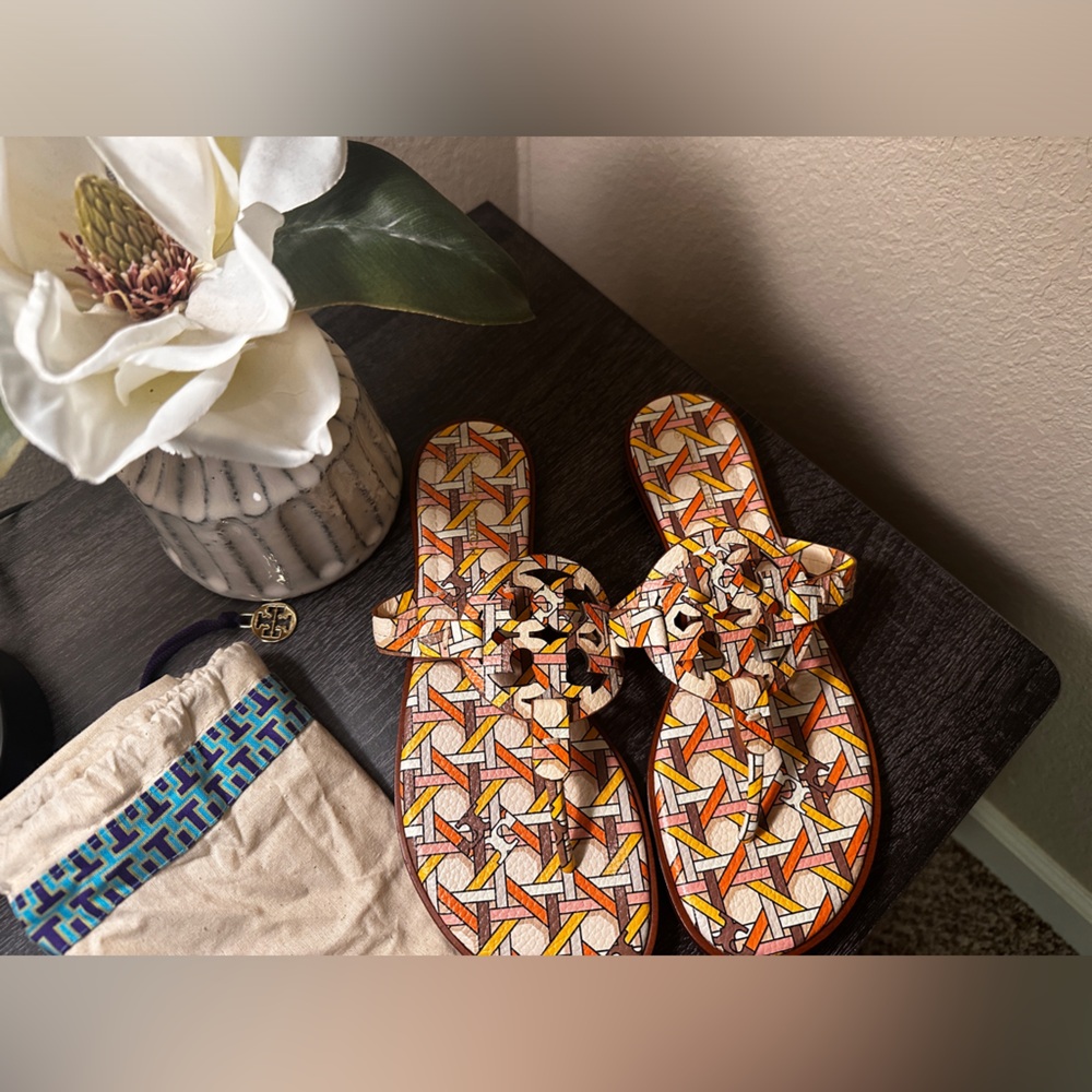 Authentic Tory Burch sandals